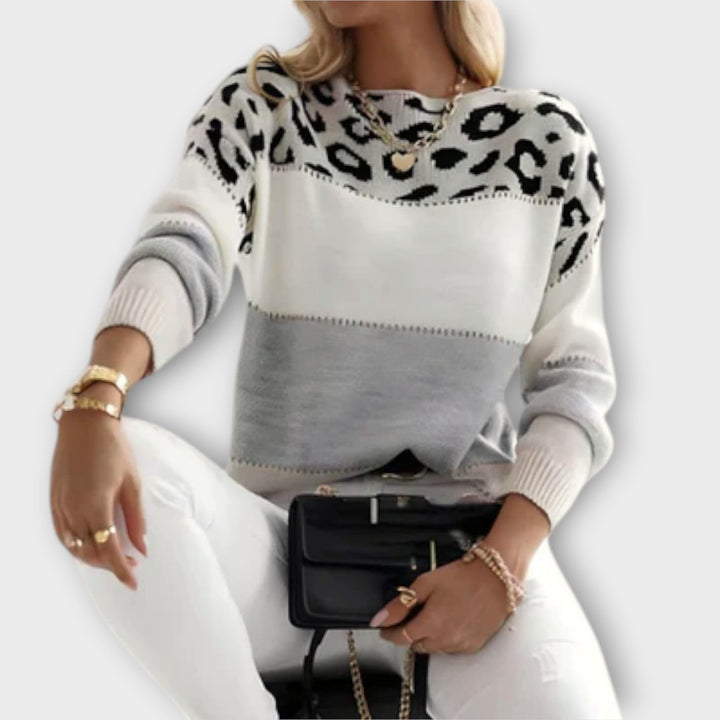 Petra – Ležérní svetr s leopardím designem